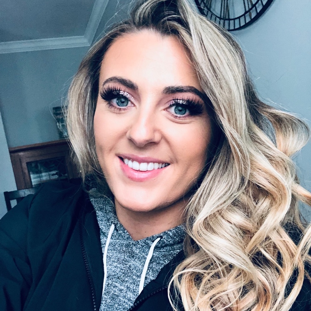 Meet your Posher, Lisa